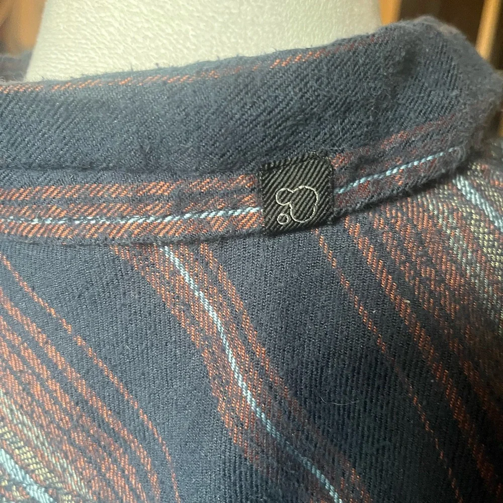 Men's AMBIG Striped Button-Up Long Sleeve Shirt Size XL